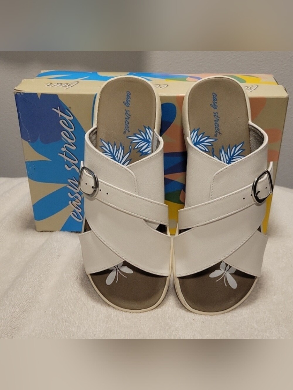 Easy Street Flint Women's White Sandals with Buckle, NIB